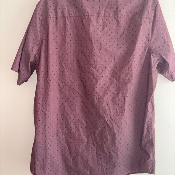 Travis Mathew Tidbits Button Down Heather Tawny Port size Large Short Sleeve - Picture 12 of 13